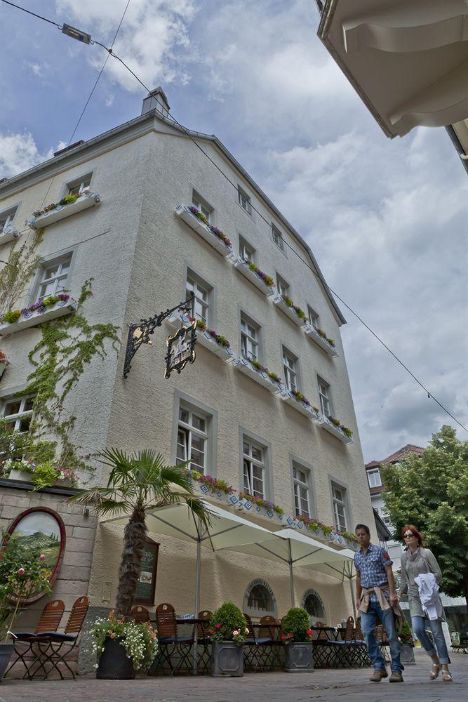 Hotel Zum Goldenen Loewen Baden-Baden Exterior photo